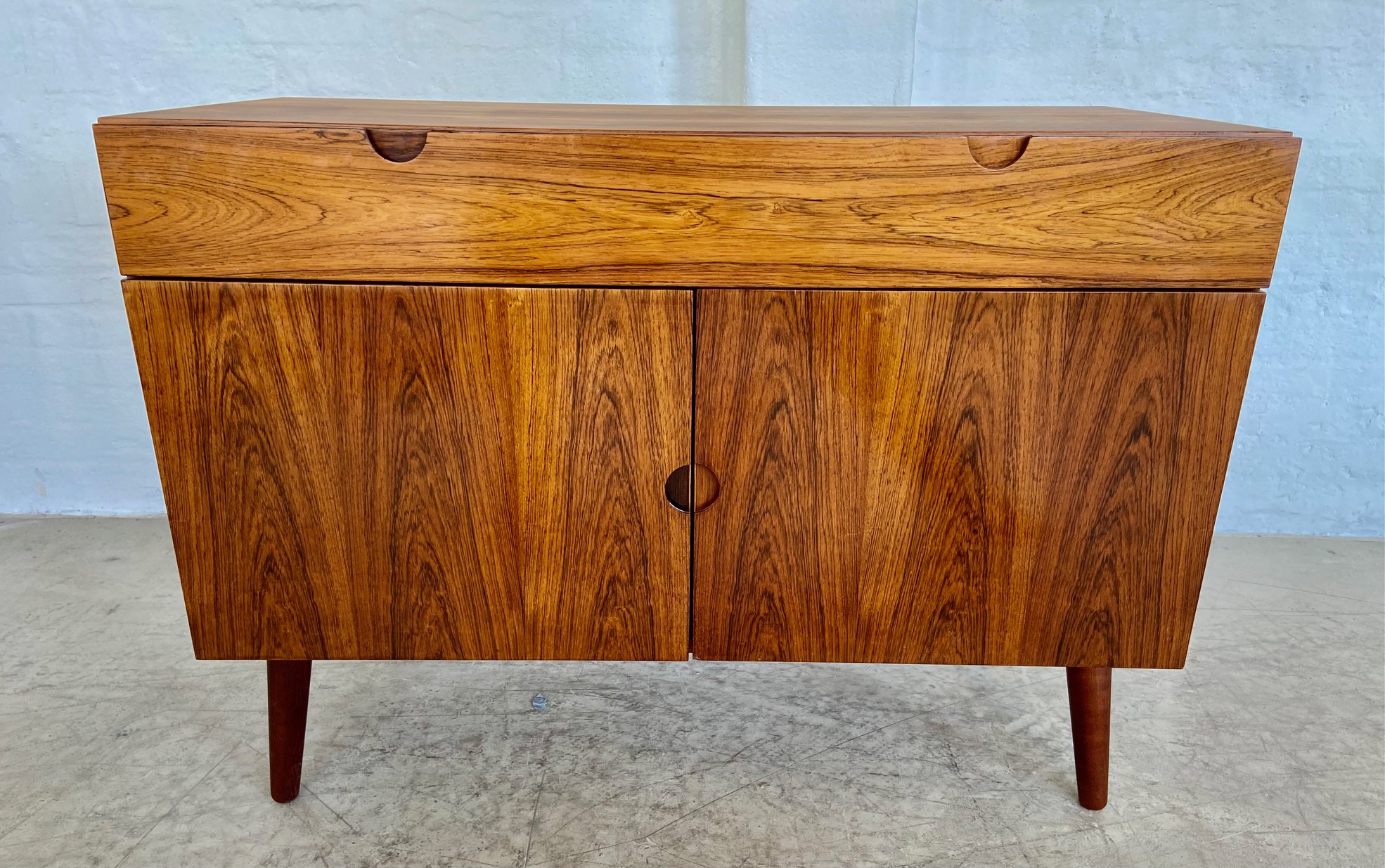 VINTAGE DANISH RETRO MID CENTURY ROSEWOOD SIDEBOARD  1960,s