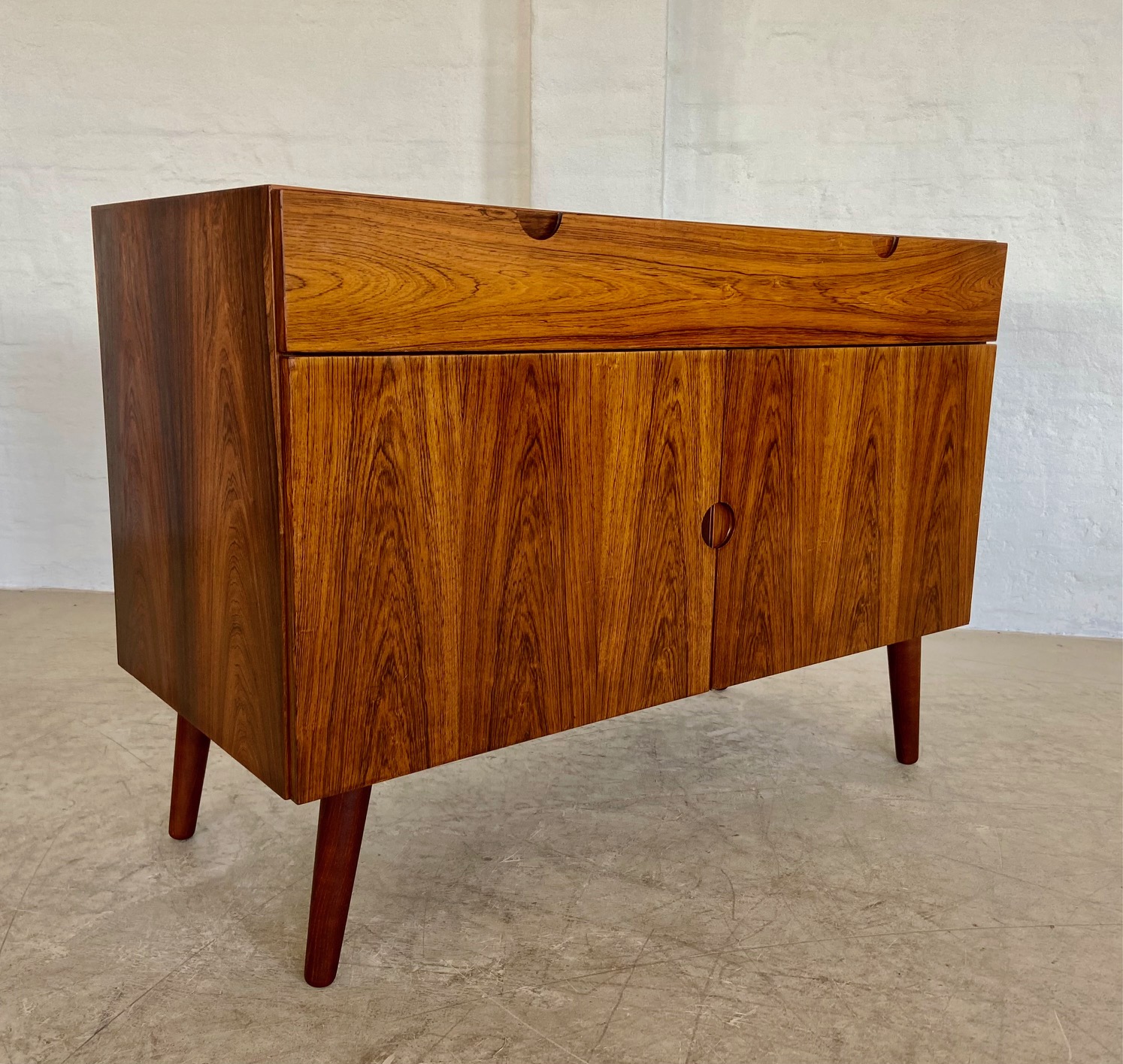 VINTAGE DANISH RETRO MID CENTURY ROSEWOOD SIDEBOARD  1960,s