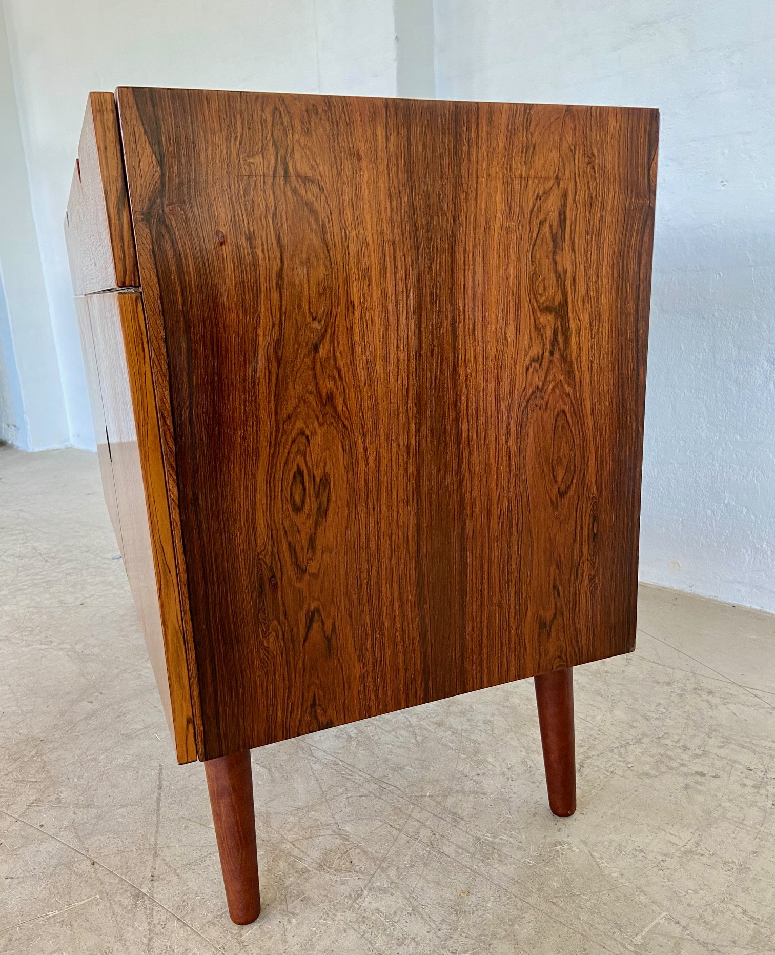 VINTAGE DANISH RETRO MID CENTURY ROSEWOOD SIDEBOARD  1960,s