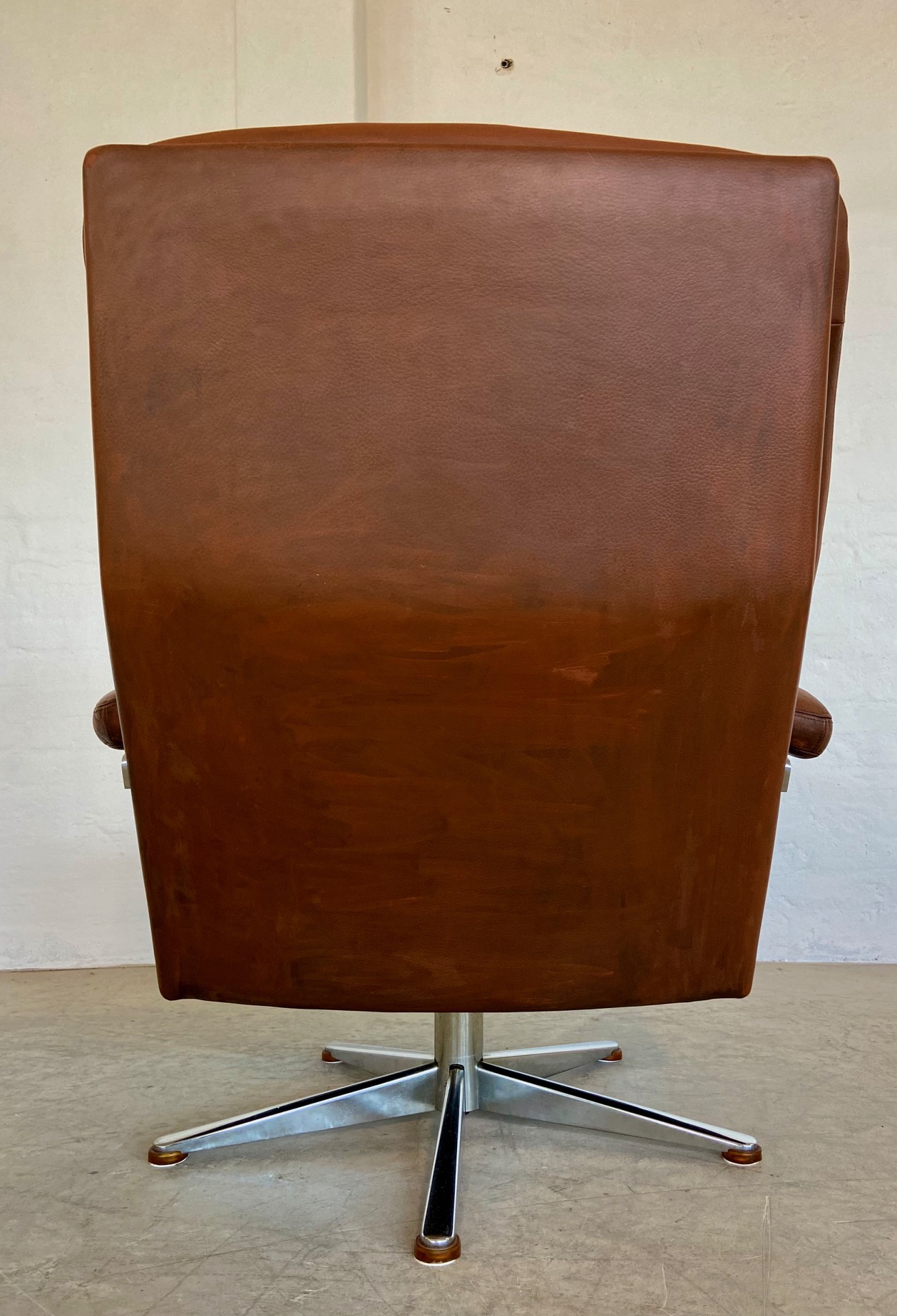 VINTAGE DANISH MID CENTURY COGNAC LEATHER WERNER LANGENFELD LOUNGE CHAIR 1960,s