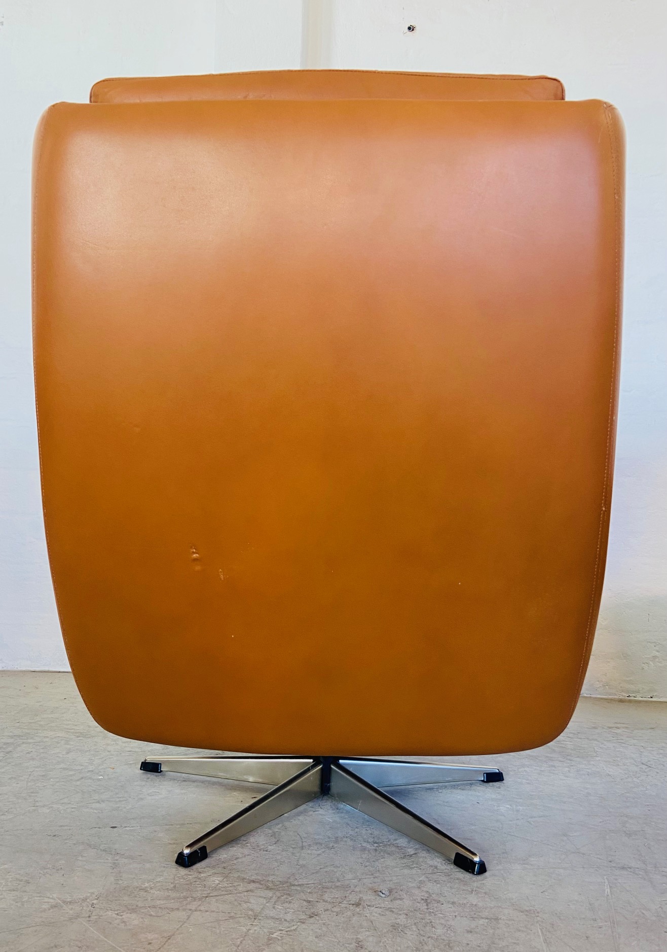 BRAMIN VINTAGE DANISH MID CENTURY COGNAC LEATHER LOUNGE CHAIR 1960,s