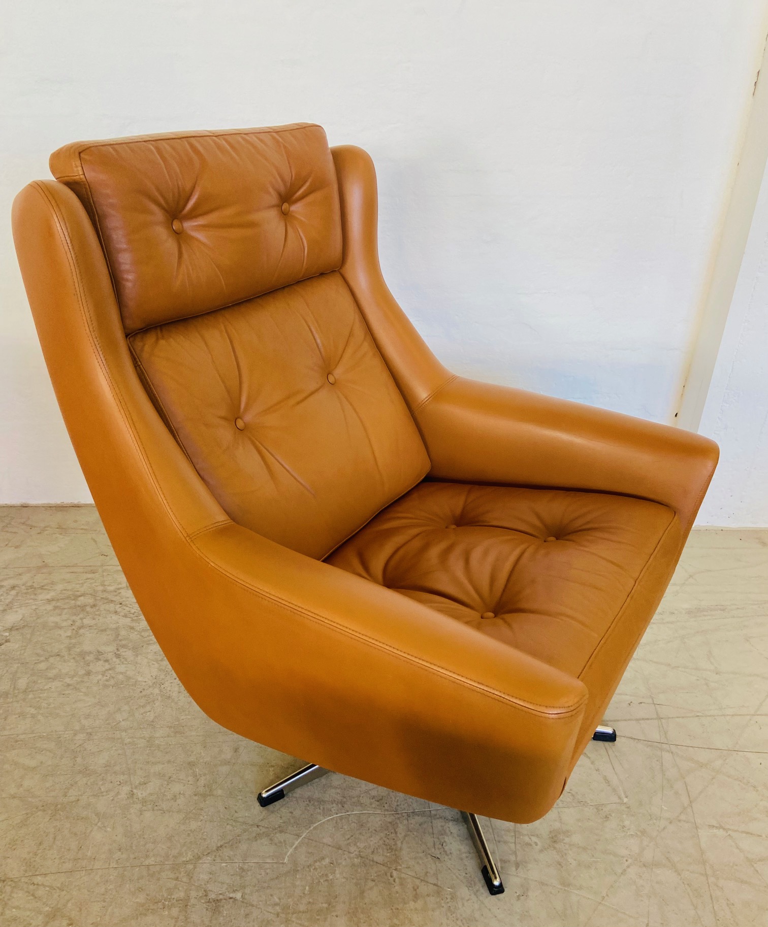 BRAMIN VINTAGE DANISH MID CENTURY COGNAC LEATHER LOUNGE CHAIR 1960,s