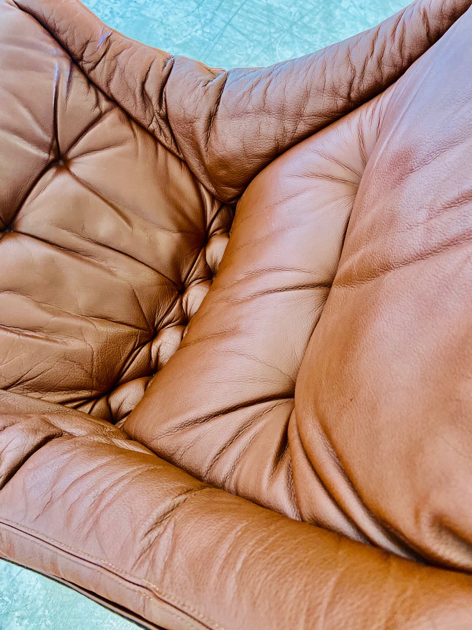 Vintage Retro Svend Skippers Cognac leather Swivel  Chair Set