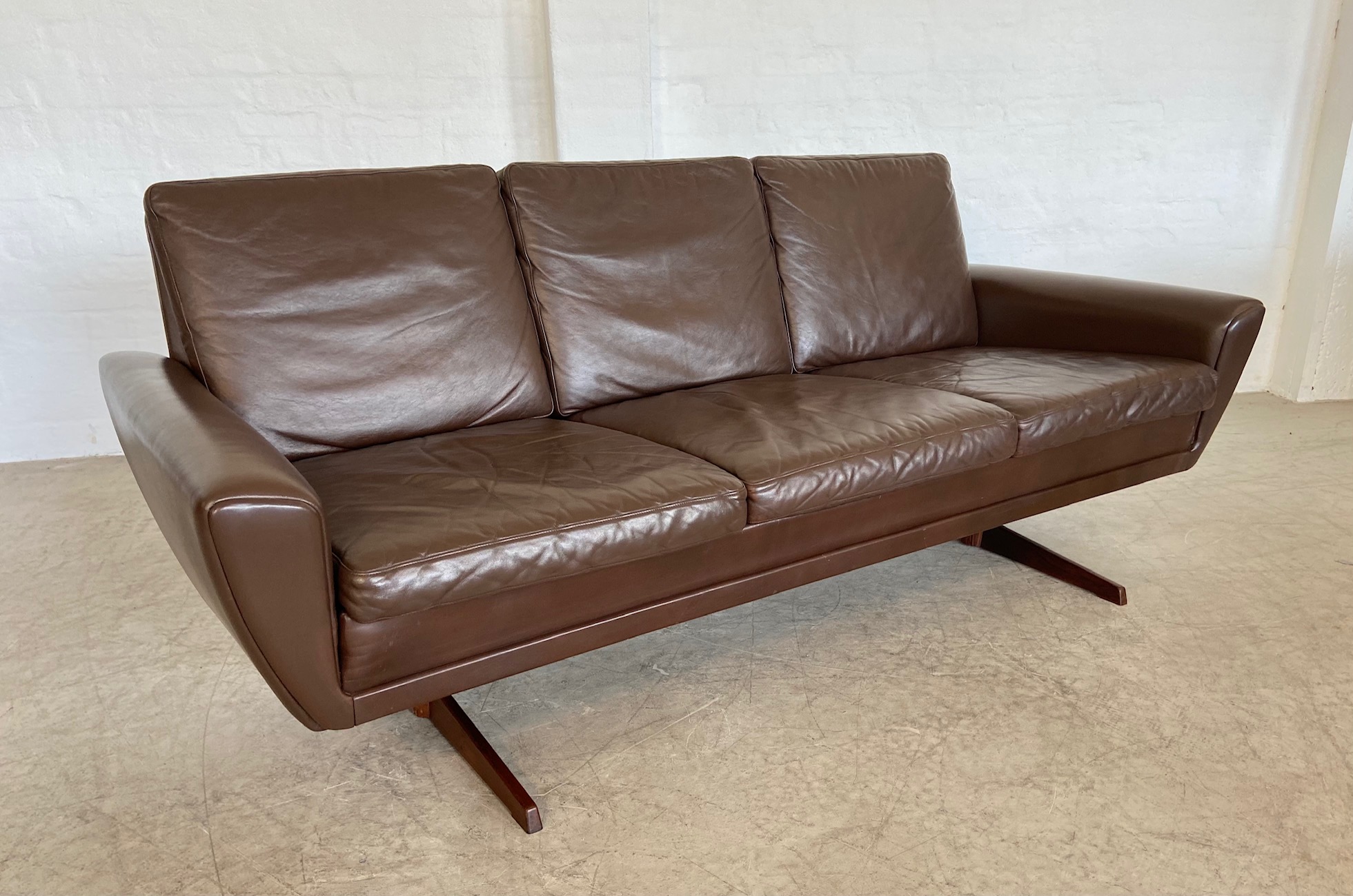 Vintage Danish Mid Century G. Thams Sofa in Brown Leather with Rosewood Legs 1960,s