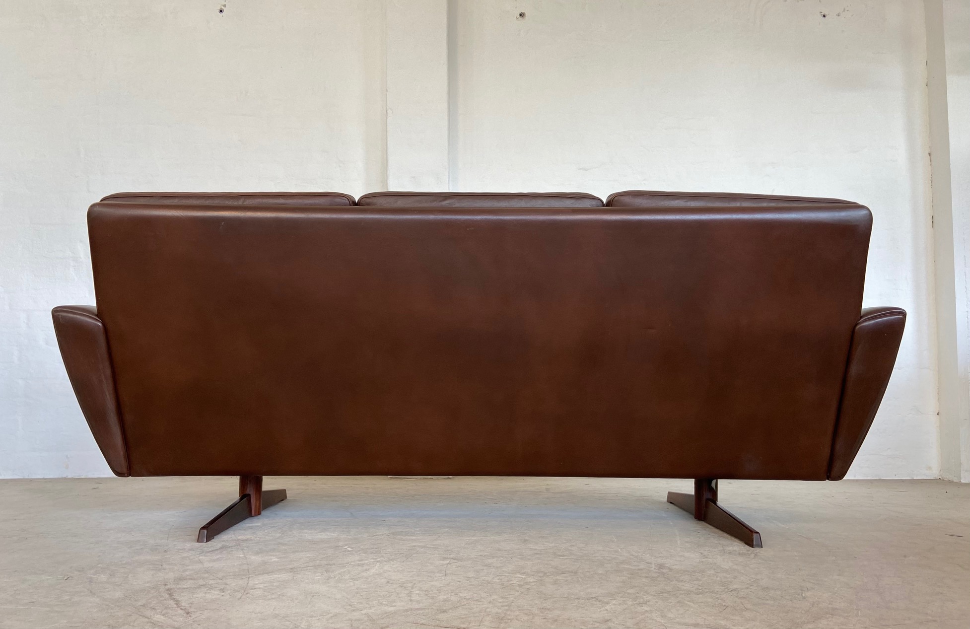 Vintage Danish Mid Century G. Thams Sofa in Brown Leather with Rosewood Legs 1960,s