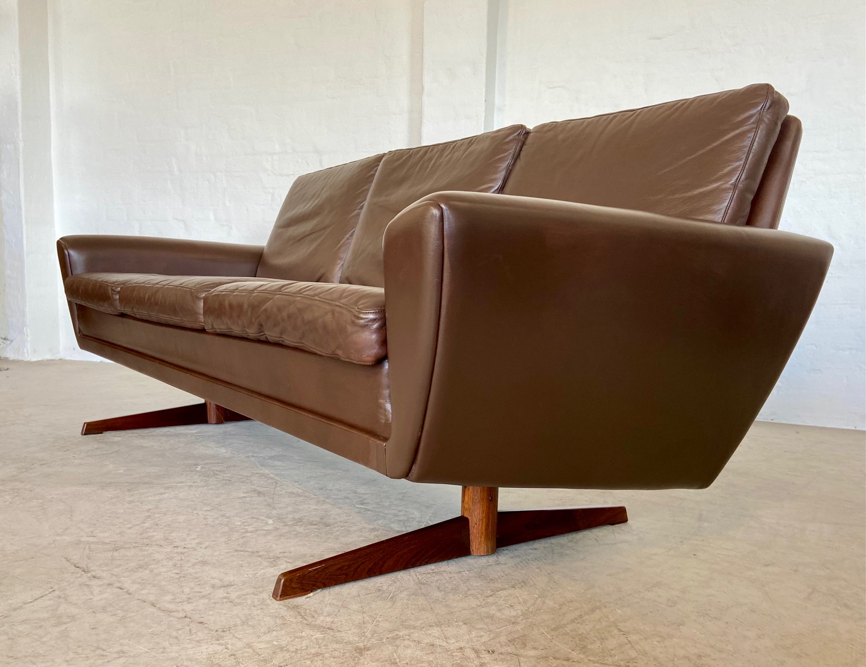 Vintage Danish Mid Century G. Thams Sofa in Brown Leather with Rosewood Legs 1960,s