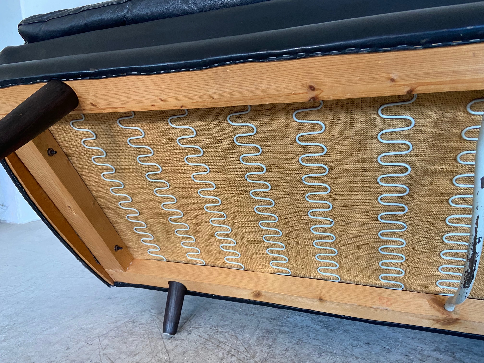 VINTAGE DANISH RETRO 3 PERSON BLACK LEATHER SOFA 1960,s