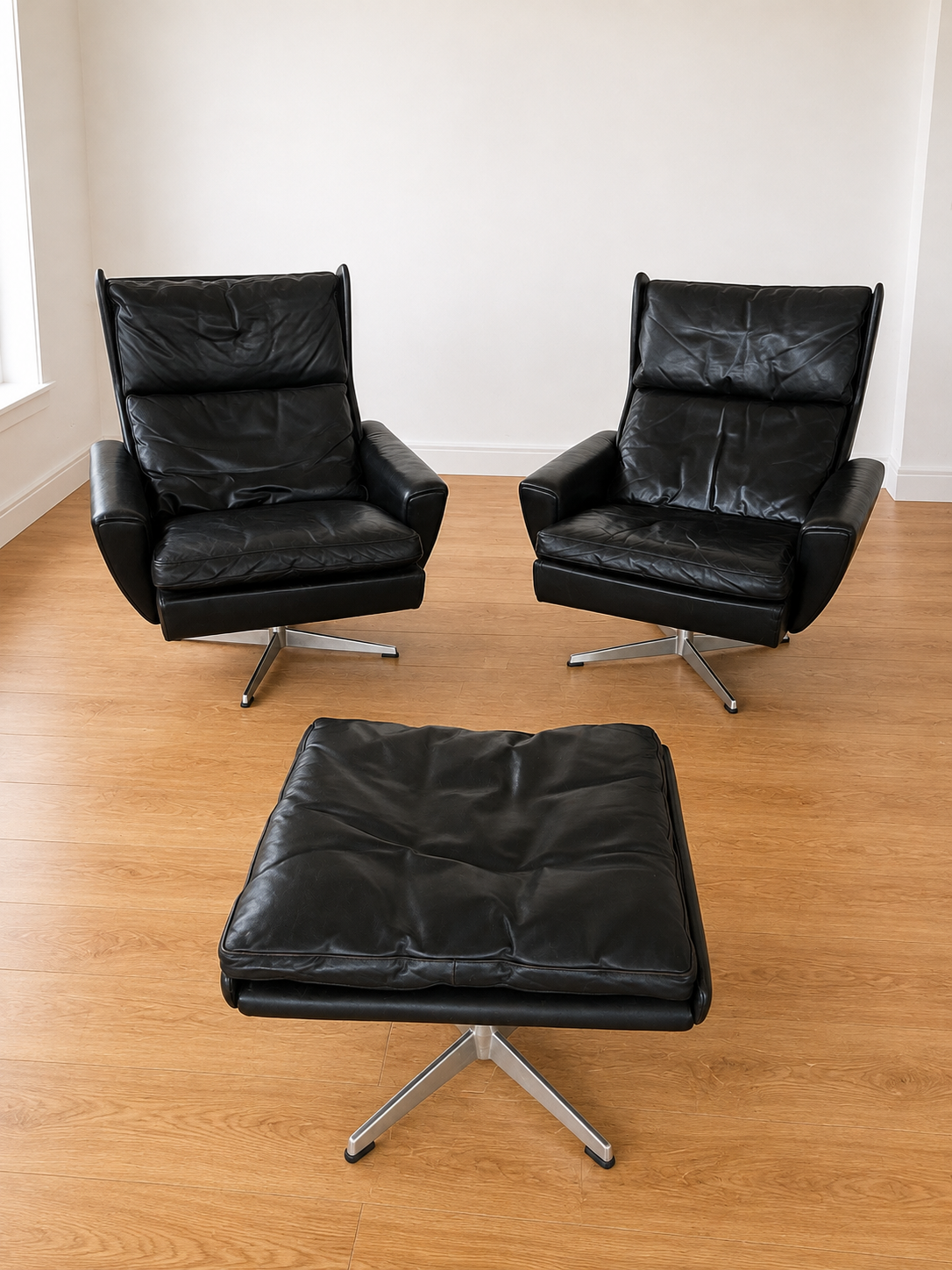 Vintage Danish Georg Thams matching black leather Lounge Chairs 1970,s