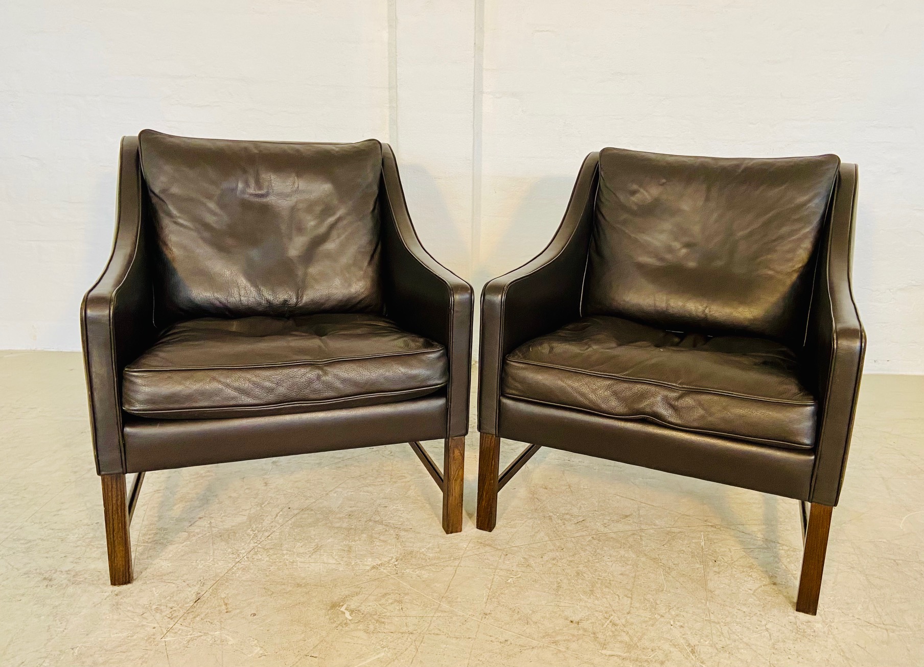 IMG_6463 Fredrik Kayser Mid-Century Leather & Rosewood Lounge Chairs β Brown Leather