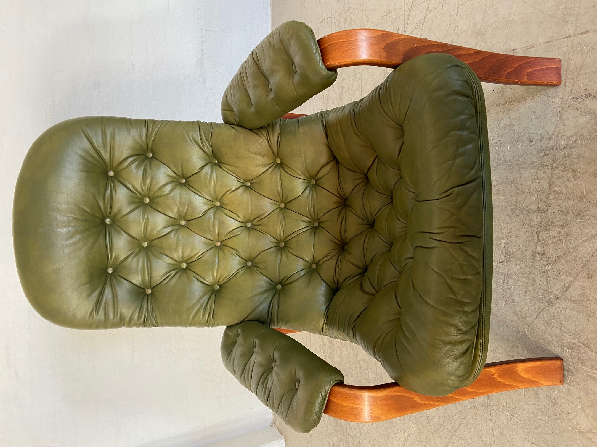 Vintage Swedish Mid-Century Olive Green Leather Lounge Chair by Gote Møbler – 1970s