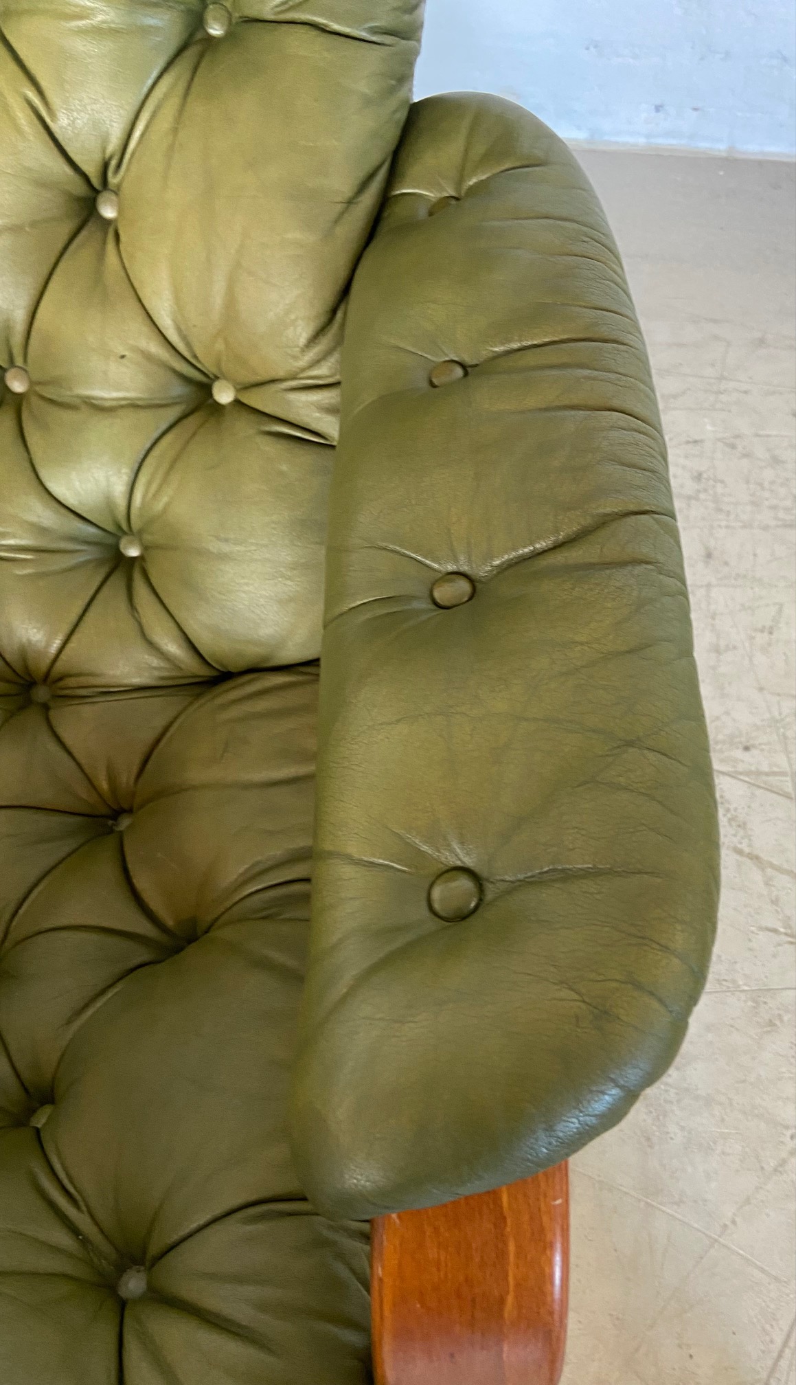 Vintage Swedish Mid-Century Olive Green Leather Lounge Chair by Gote Møbler – 1970s