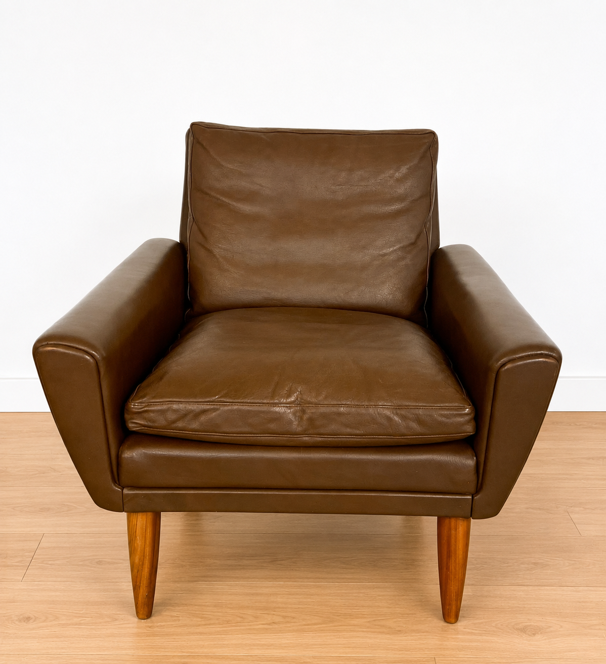 VINTAGE RETRO DANISH MID-CENTURY G. THAMS CLUB CHAIR IN BROWN LEATHER 60s