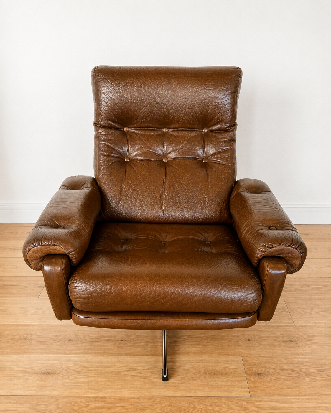 VINTAGE DANISH MID CENTURY BROWN LEATHER SWIVEL CHAIR 1970,s