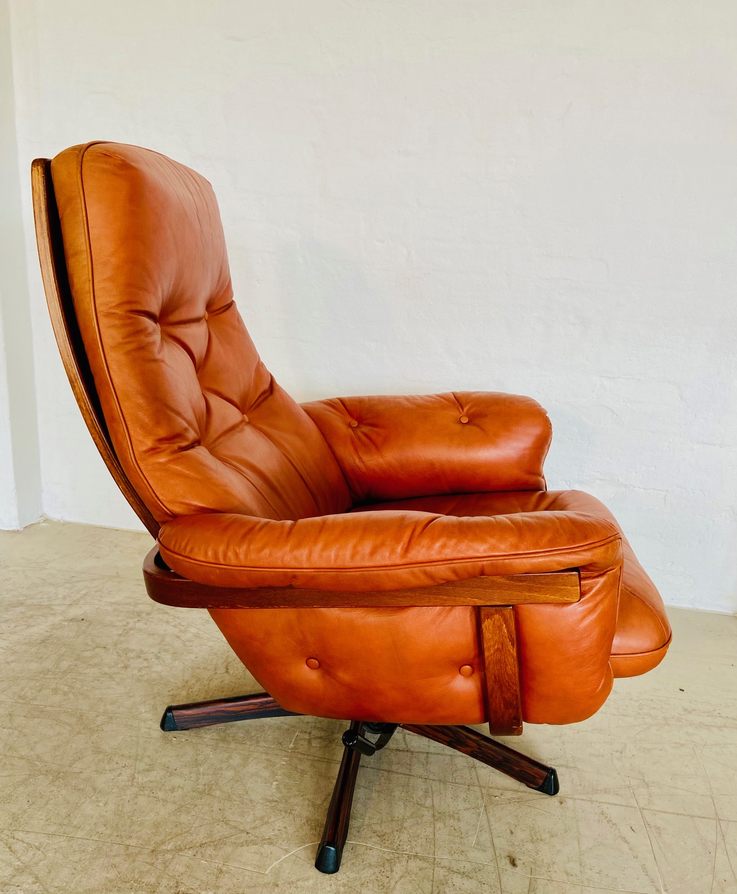 Gote Møbler Vintage Mid Century Reclining Lounge Chair  1970s