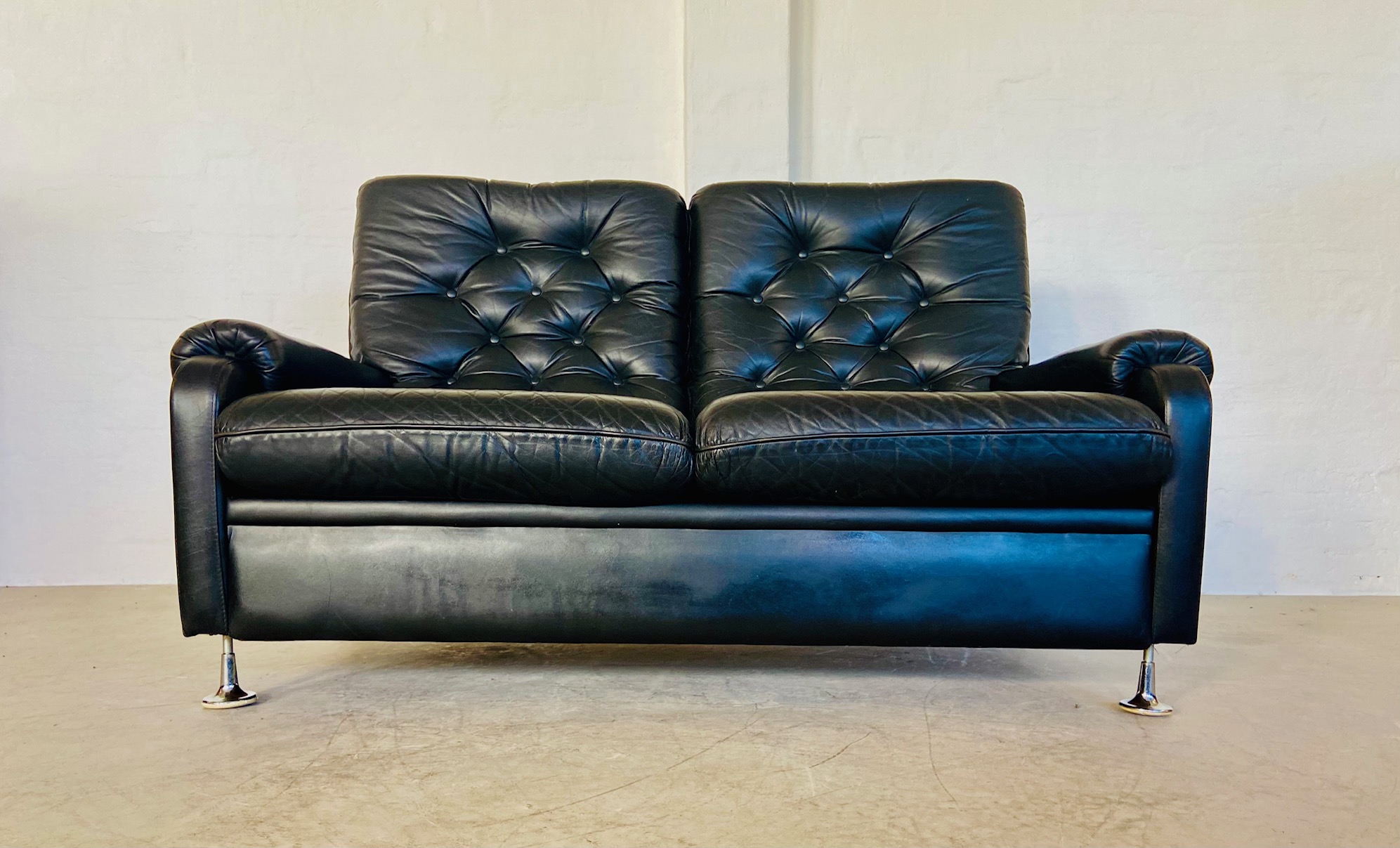IMG_2821 Vintage Danish Mid Century Black  Leather 2 Person Sofa 1970,s