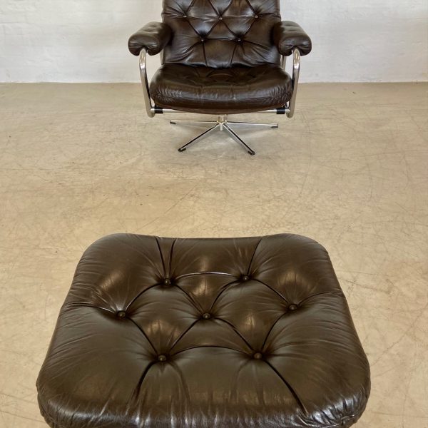 IMG_9874 Vintage Brown Leather Ekornes Stressless Reclining Lounge Chair & Stool