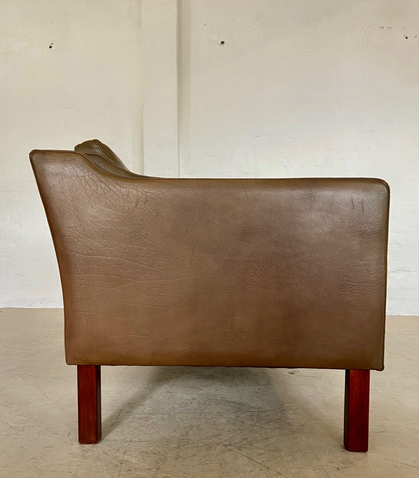 MOGENS HANSEN VINTAGE DANISH MID CENTURY 3 PERSON OLIVE GREEN LEATHER SOFA 1960,s