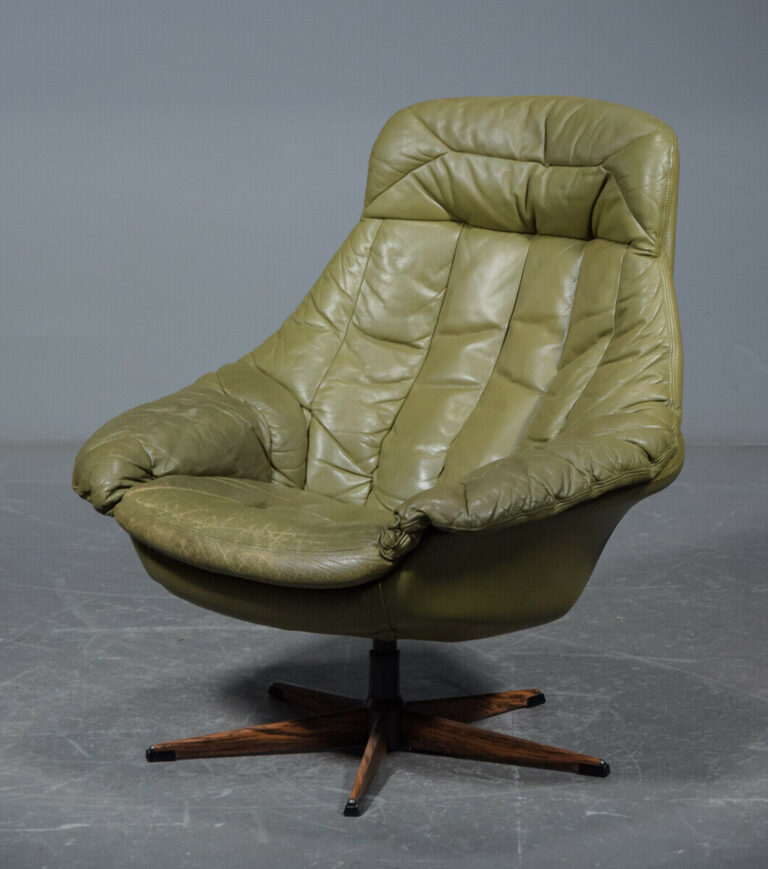 image Vintage Danish Mid Century H.W.Klein Lounge Chair In Olive Green Leather