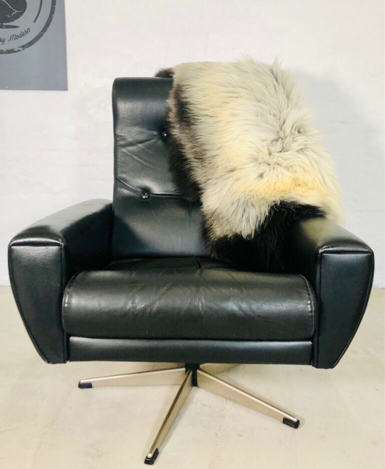 image Vintage Danish Mid Century Leather Lounge Chair In Black Leather 1975