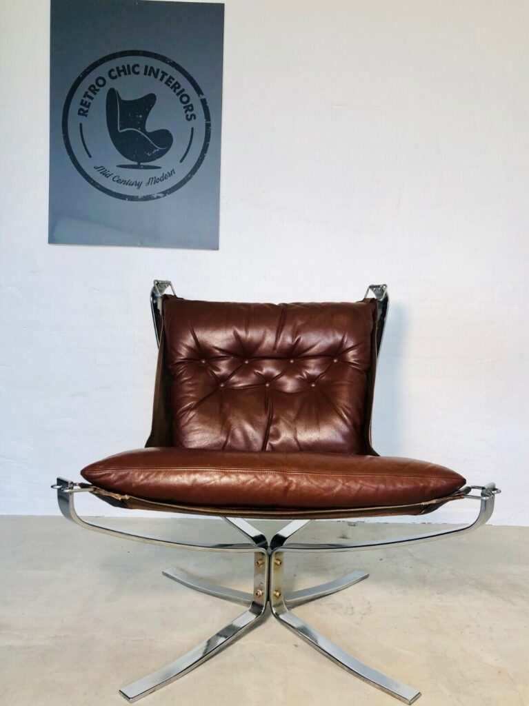 Vintage Retro Sigurd Resell Leather Low Back Chrome Falcon Chair