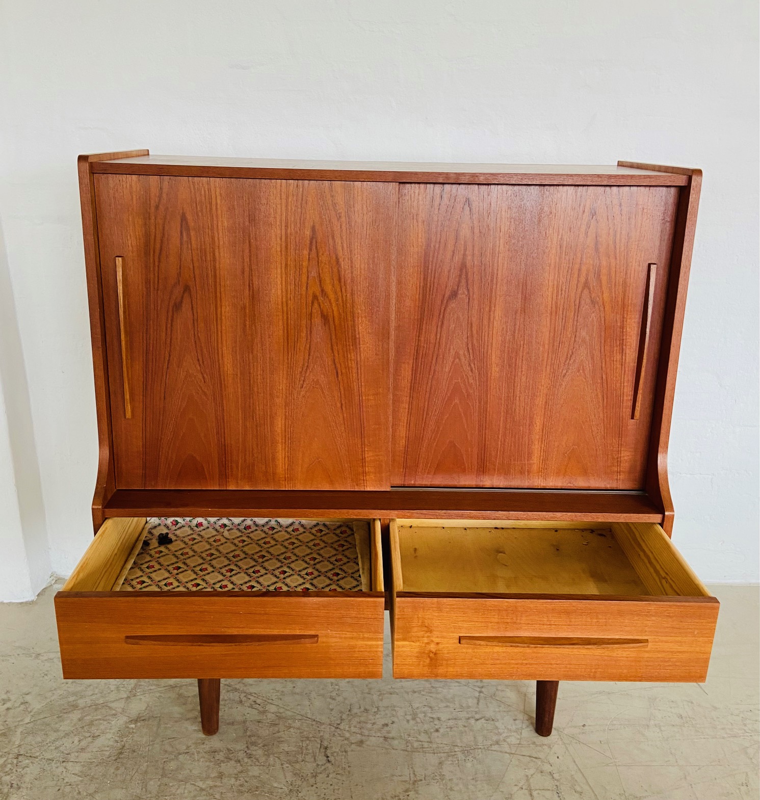 Vintage Danish Mid Century Teak/Bar Cabinet  1960