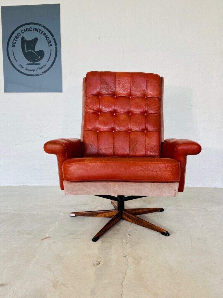 Vintage Danish Mid Century Lounge Chair In Red Leather & Suede 1970