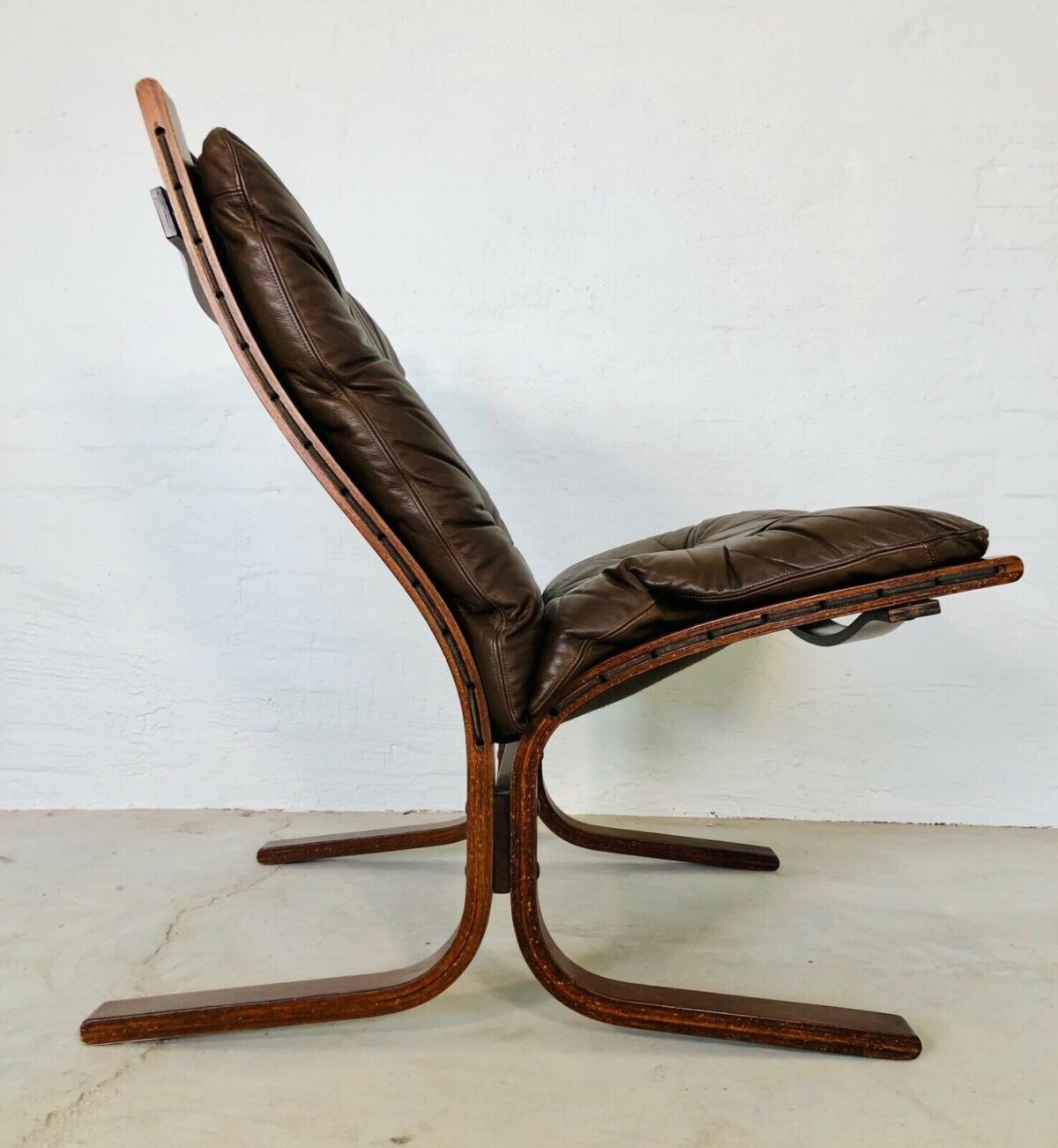 Vintage Norwegian Mid Century Leather Seista Chair By Ingmar Relling