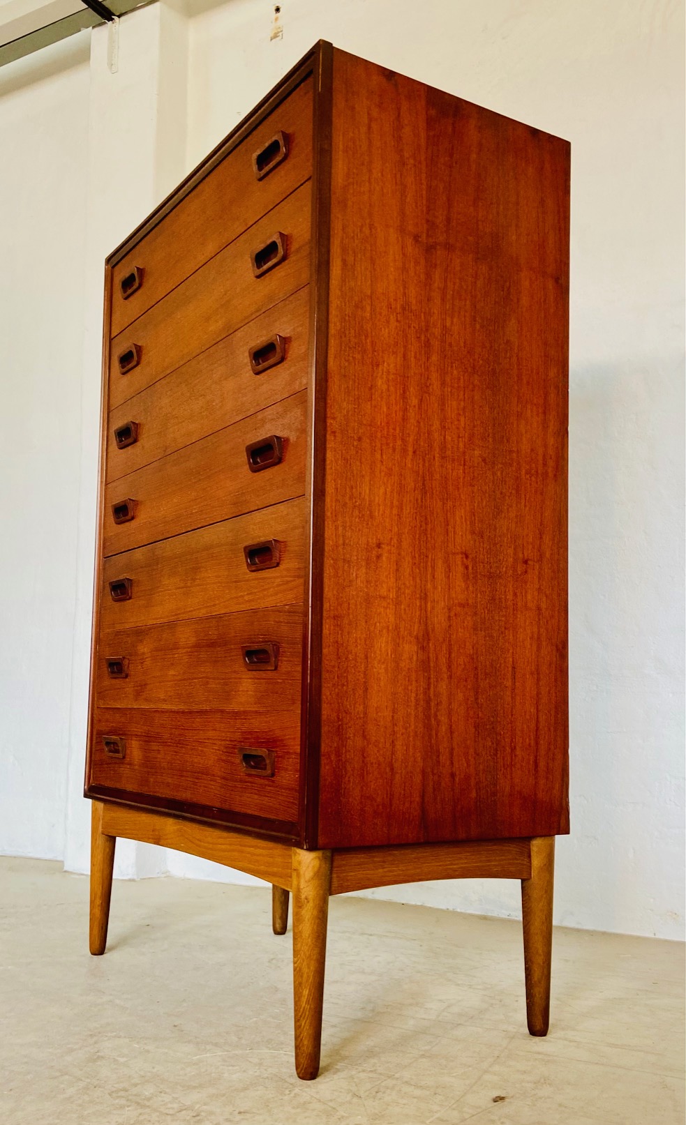 VINTAGE DANISH MID CENTURY TALLBOY CHEST OF DRAWERS by BORGE MOGENSEN 1960,s
