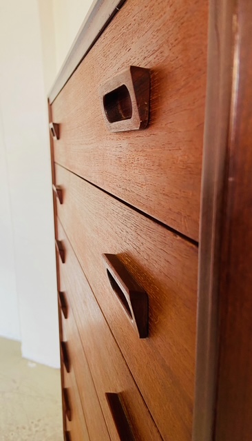 VINTAGE DANISH MID CENTURY TALLBOY CHEST OF DRAWERS by BORGE MOGENSEN 1960,s