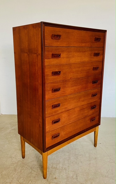 VINTAGE DANISH MID CENTURY TALLBOY CHEST OF DRAWERS by BORGE MOGENSEN 1960,s