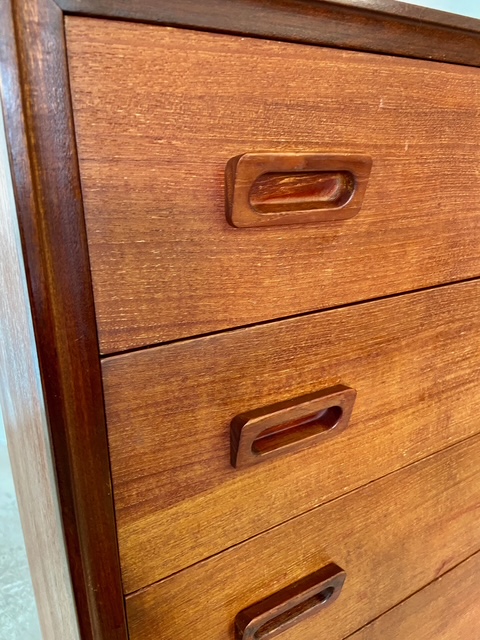 VINTAGE DANISH MID CENTURY TALLBOY CHEST OF DRAWERS by BORGE MOGENSEN 1960,s