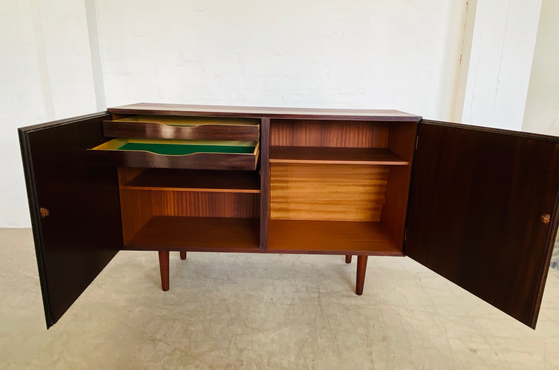 IMG_9869 VINTAGE RETRO DANISH MID CENTURY ROSEWOOD SIDEBOARD BY GUNNI OMANN 1960,S