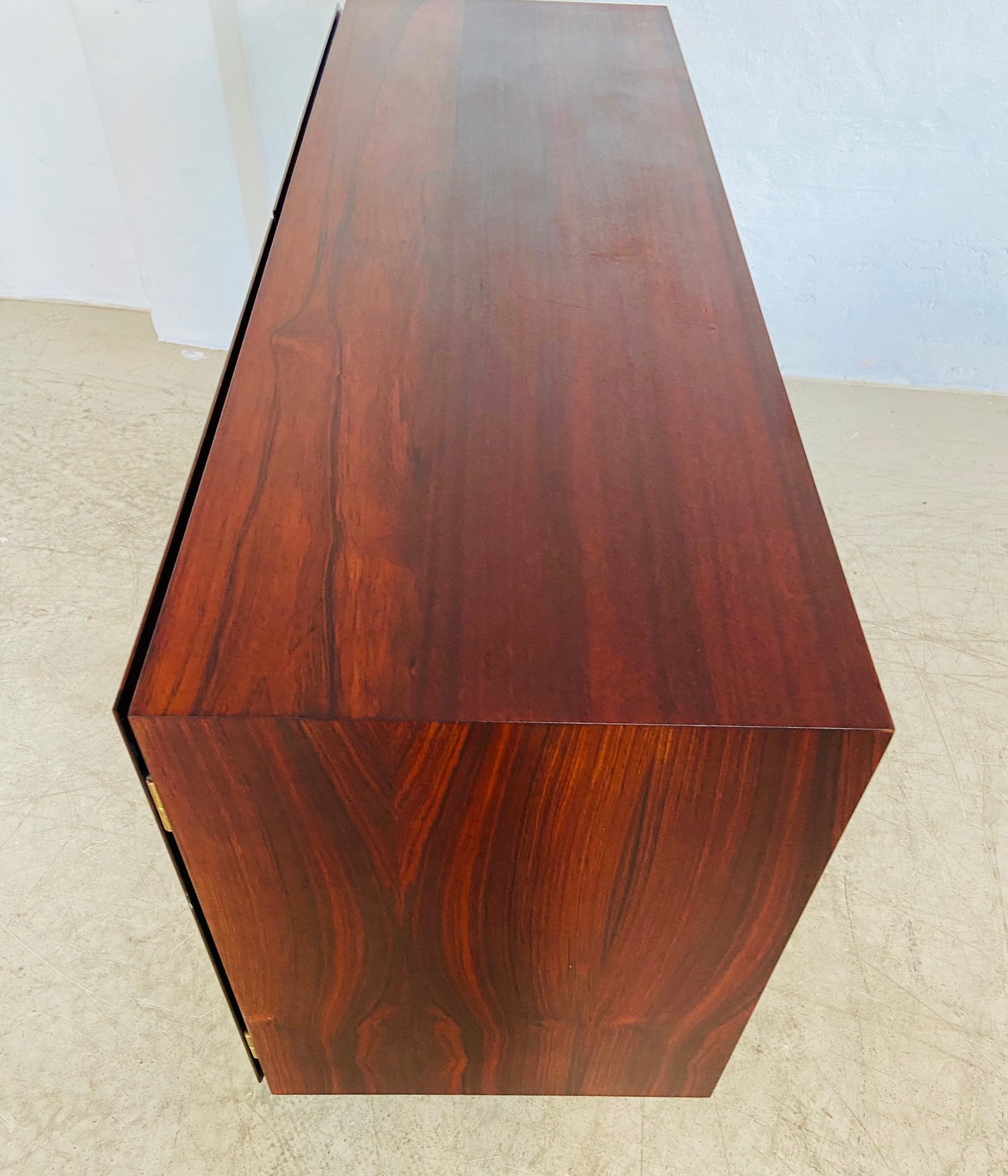 IMG_9888 VINTAGE RETRO DANISH MID CENTURY ROSEWOOD SIDEBOARD BY GUNNI OMANN 1960,S