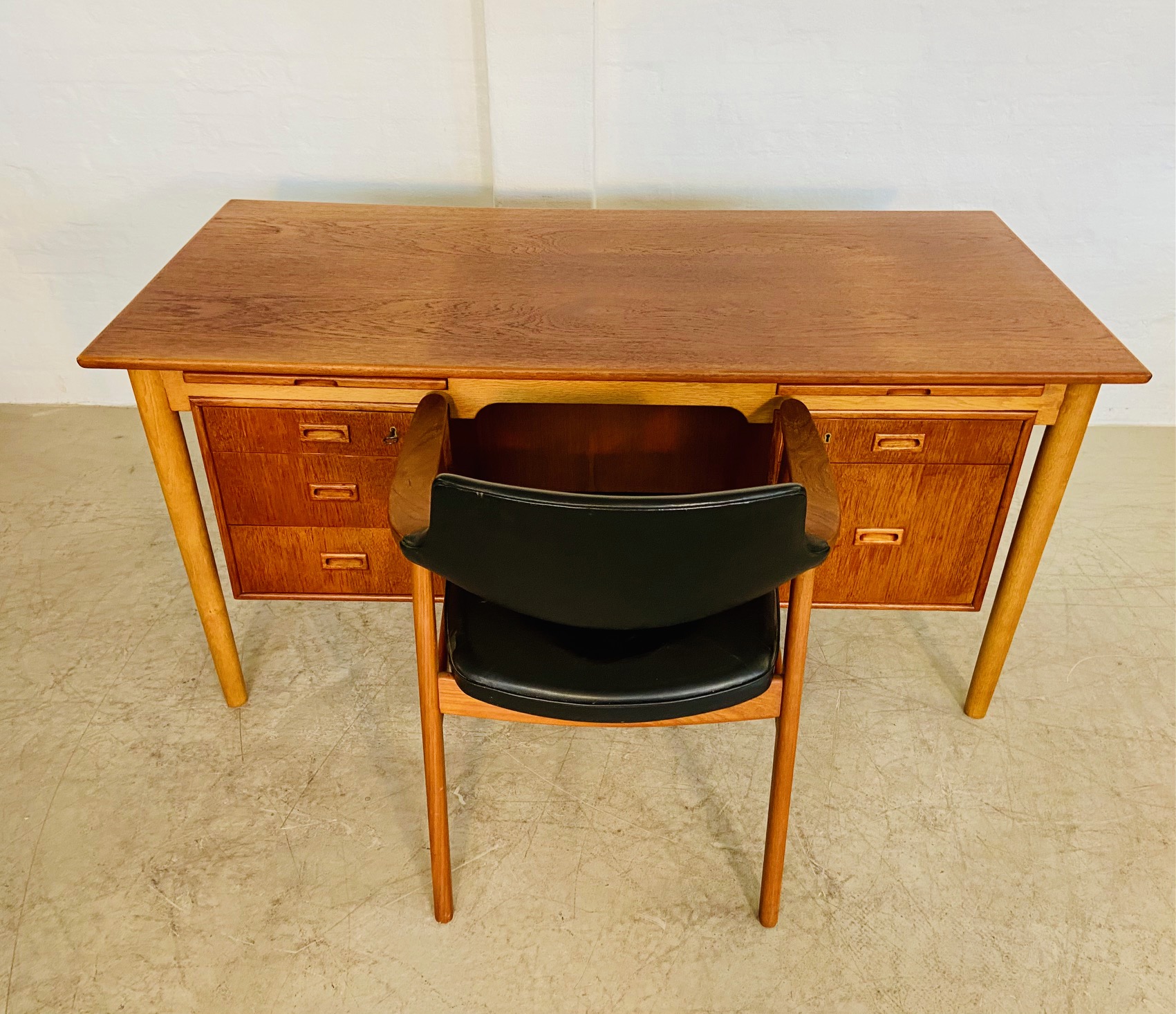 Vintage Retro Danish Teak and Oak Desk by Børge Mogensen for Søborg Møbelfabrik, 1960s