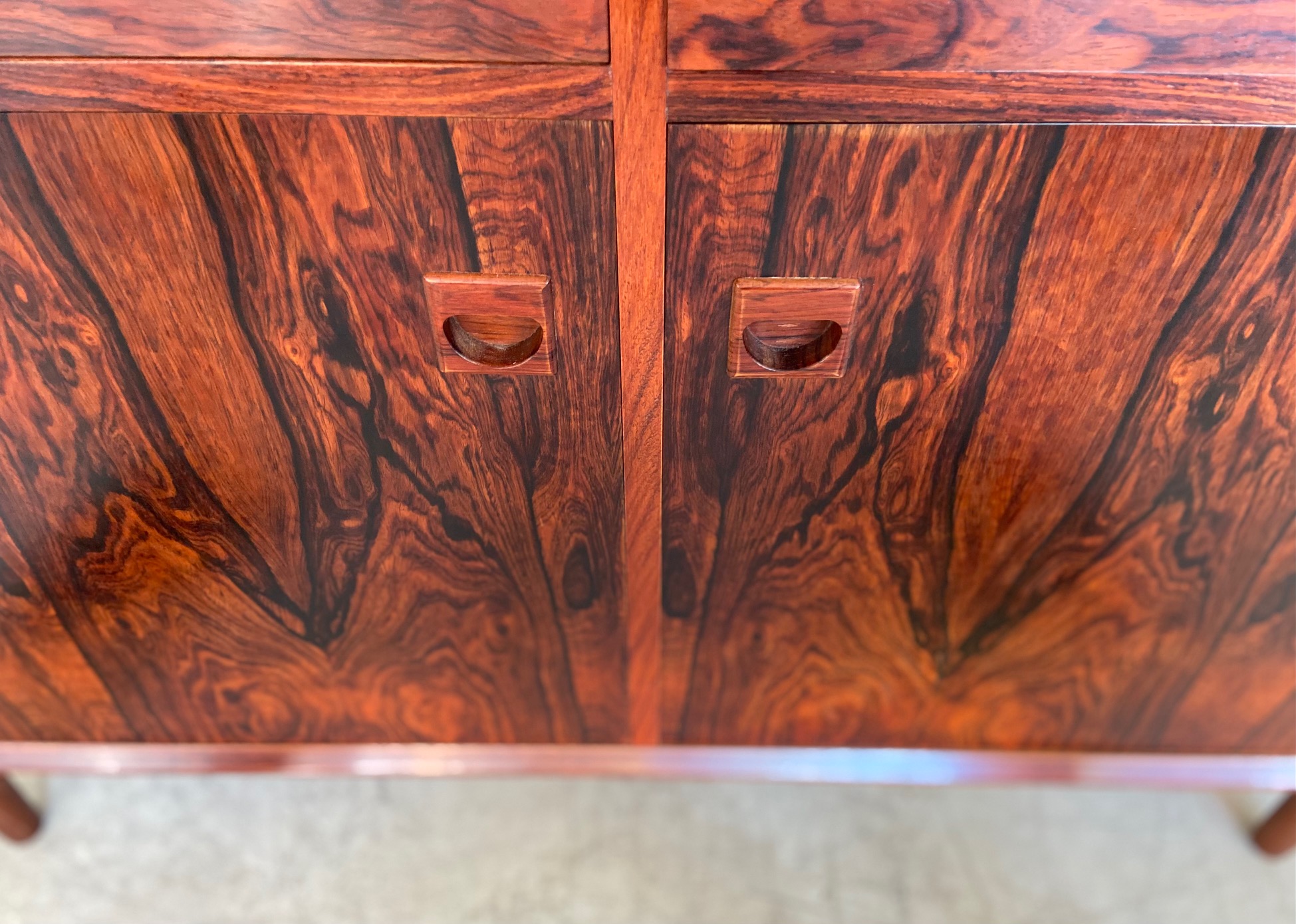 VINTAGE RETRO DANISH MID CENTURY ROSEWOOD SIDEBOARD BY BROUERS 1960,s