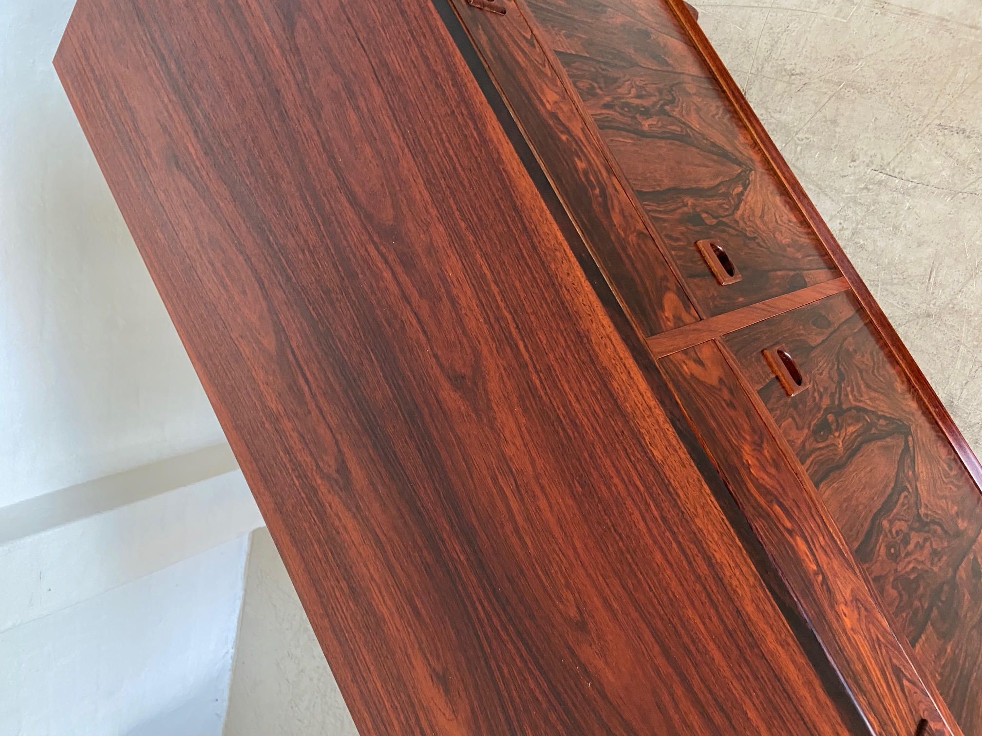 VINTAGE RETRO DANISH MID CENTURY ROSEWOOD SIDEBOARD BY BROUERS 1960,s