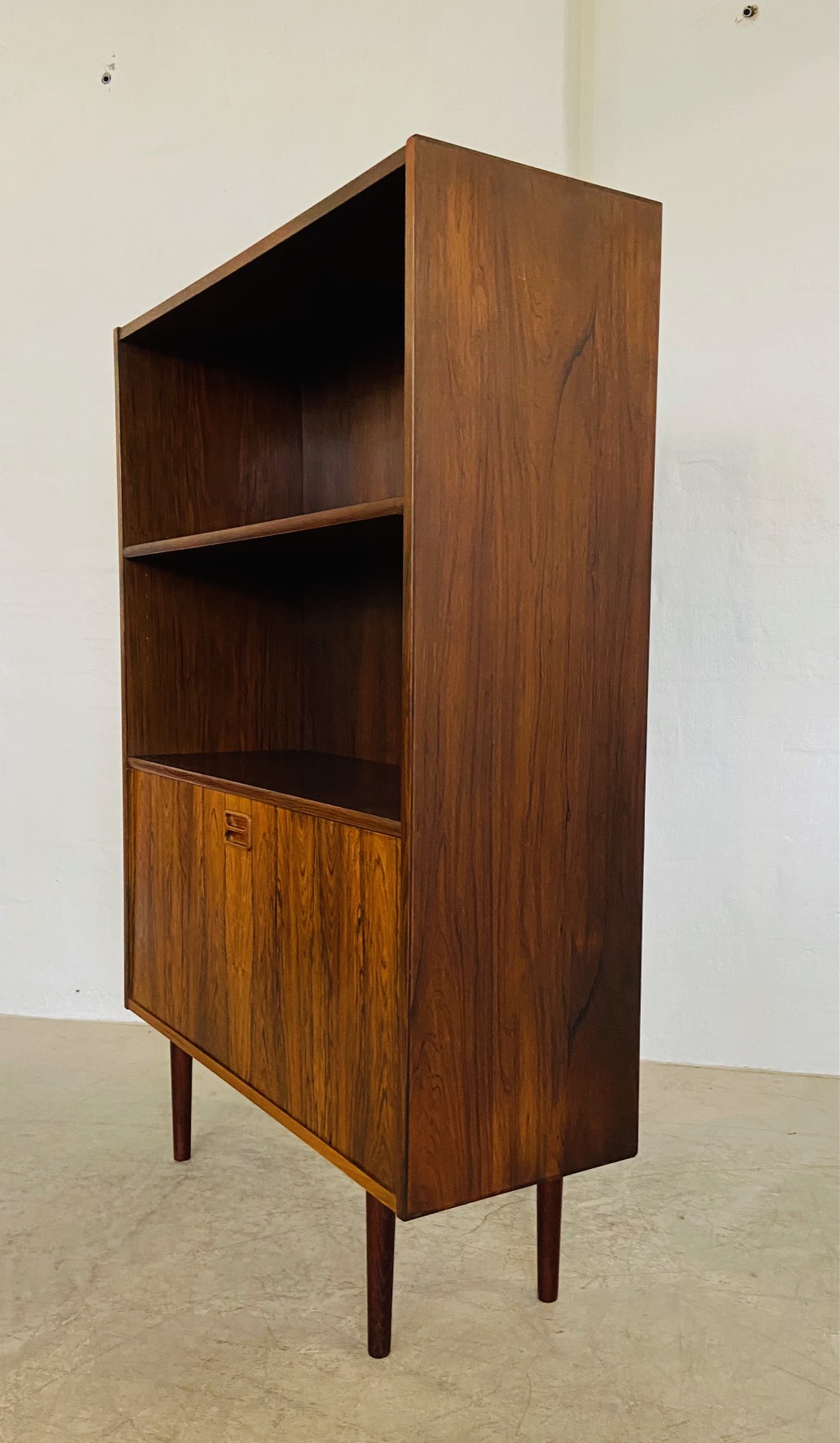 Danish Vintage Retro Rosewood Bookcase – Circa 1965