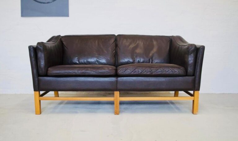 Vintage Danish Mid Century Grant Møbelfabrik 2 Person Leather Sofa