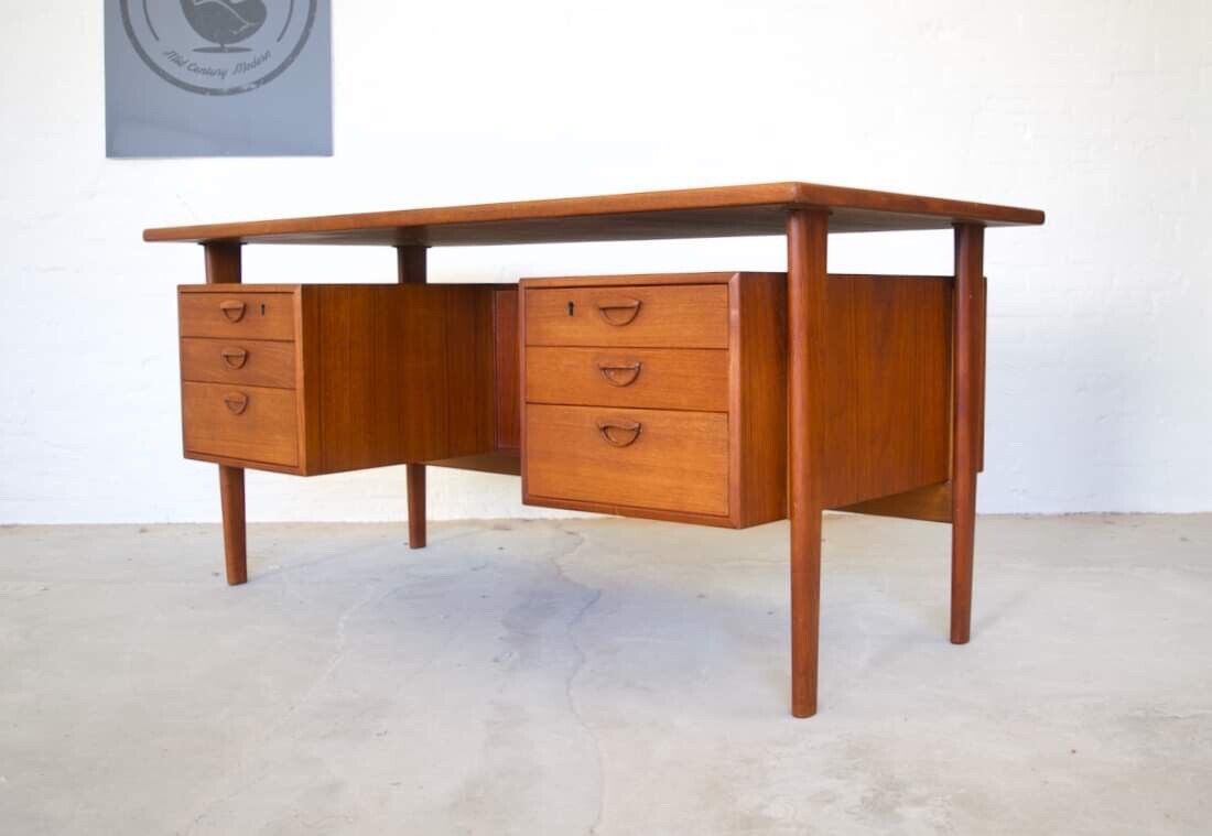Vintage Retro Danish Mid Century Teak Desk By Kai Kristiansen