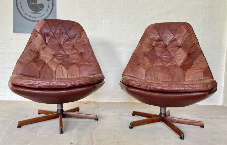 image Vintage Retro Danish Madsen & Schubell Reclining Lounge Chairs