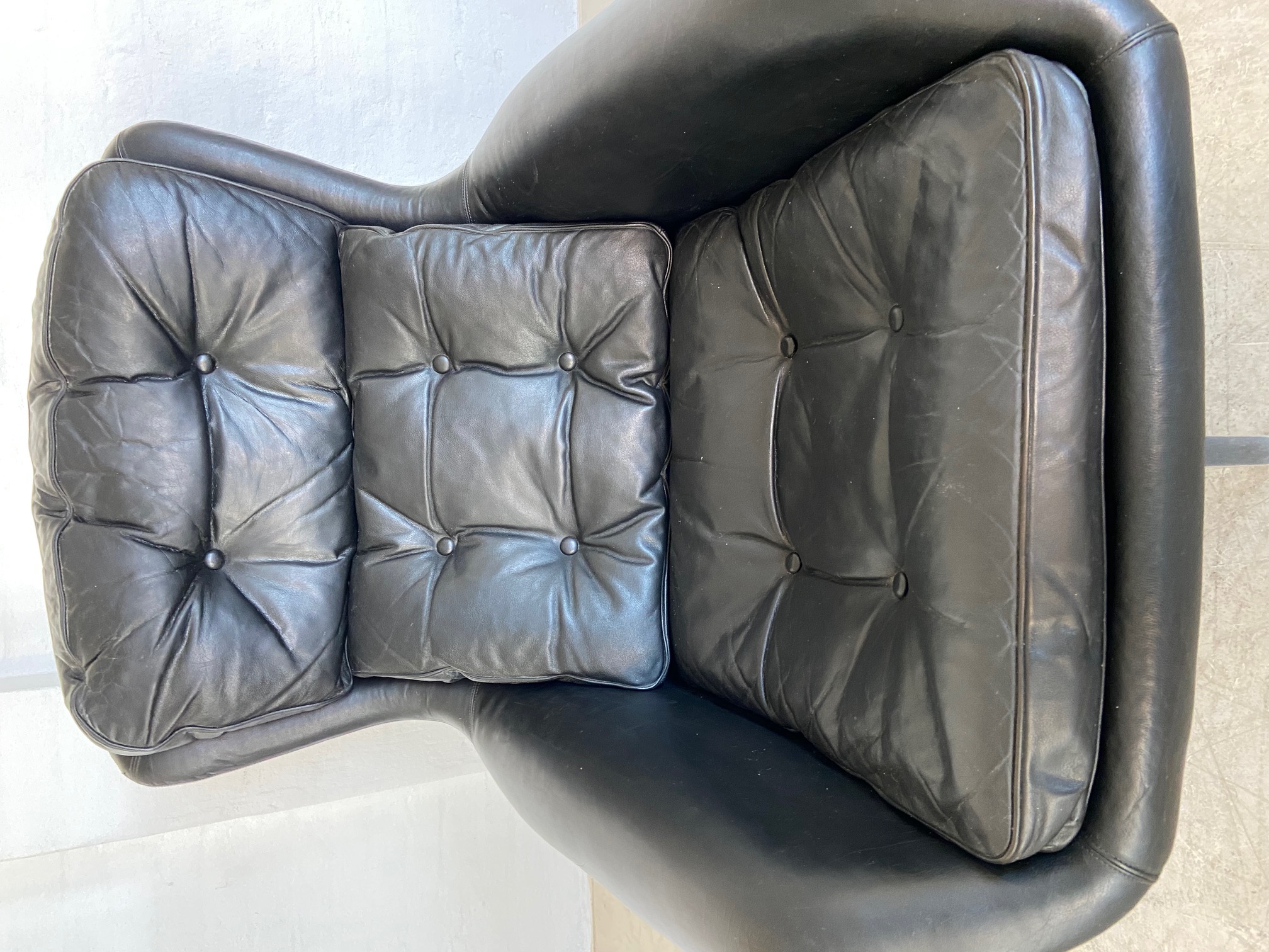 BRAMIN VINTAGE DANISH MID CENTURY BLACK LEATHER SWIVEL CHAIR